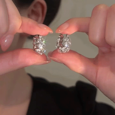 🔥 LAST DAY 90% OFF : Ultra-Brilliant Pavé Huggie Hoop Earrings – French Graduated Sparkle & All-Day Comfort